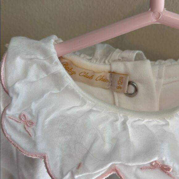 Baby club chic white top with bow collar detail size 9-12 months - Picture 4 of 6